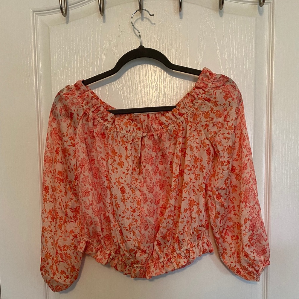 Gianni Bini off the shoulder blouse